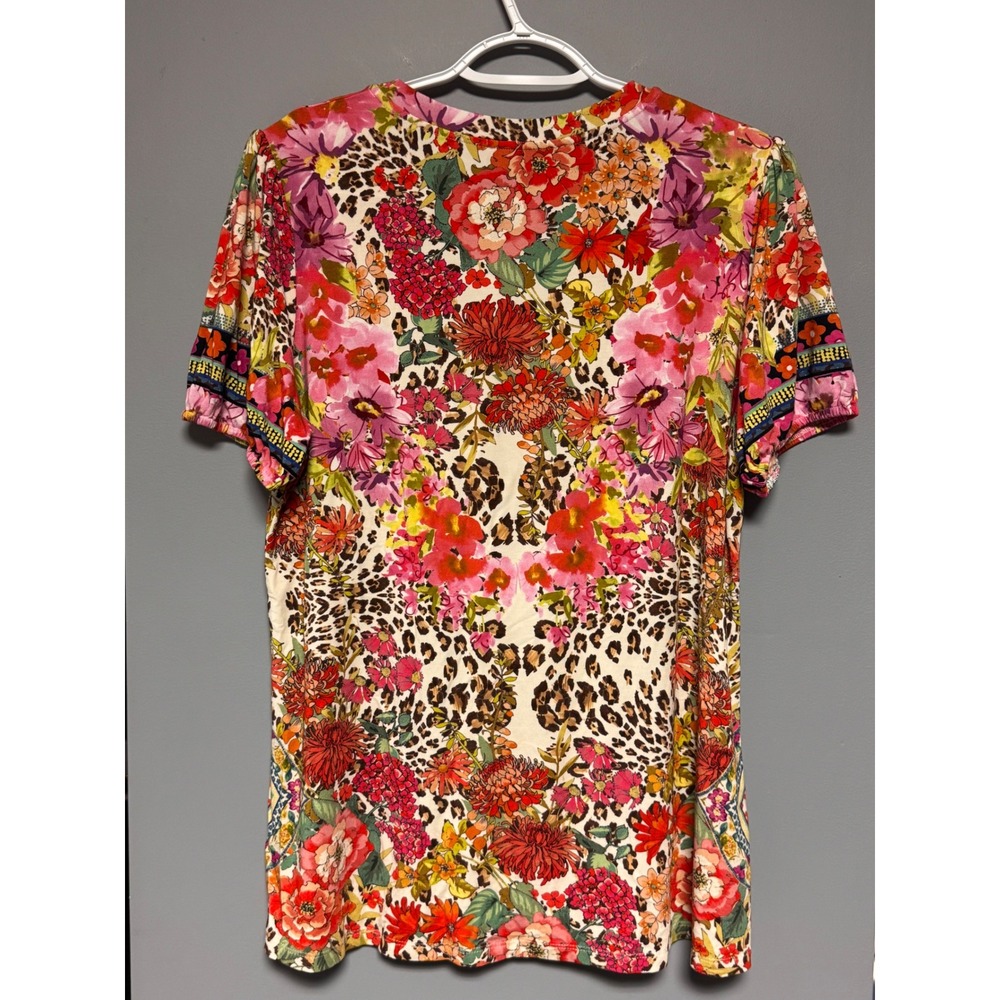 Johnny Was Wild Garden Short Sleeve Bamboo Viscose Top T15122-4 Size Med Leopard - Picture 5 of 7